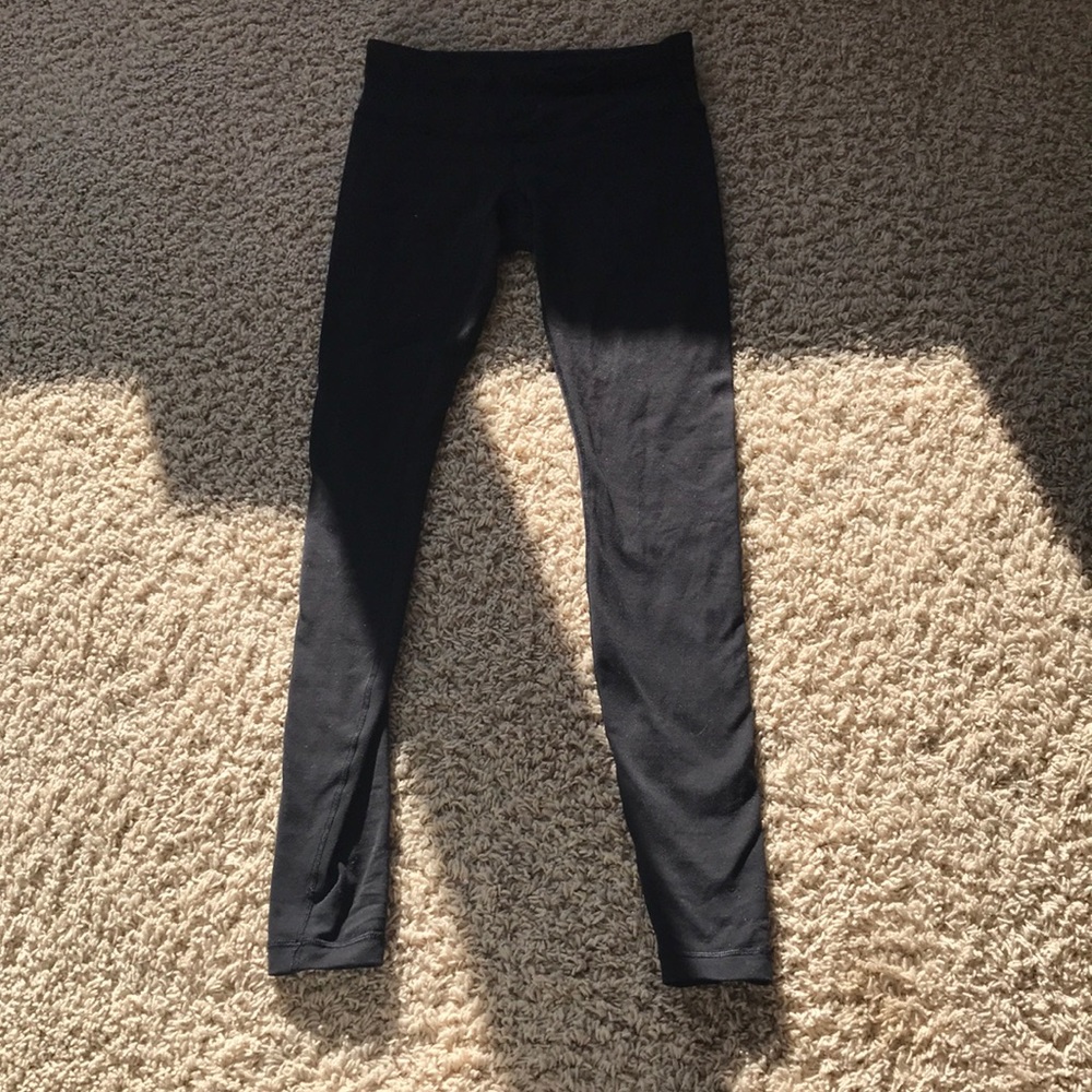 Lululemon leggings size 6
